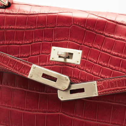 Hermès Kelly 35 Crocodile Niloticus bag burgundy