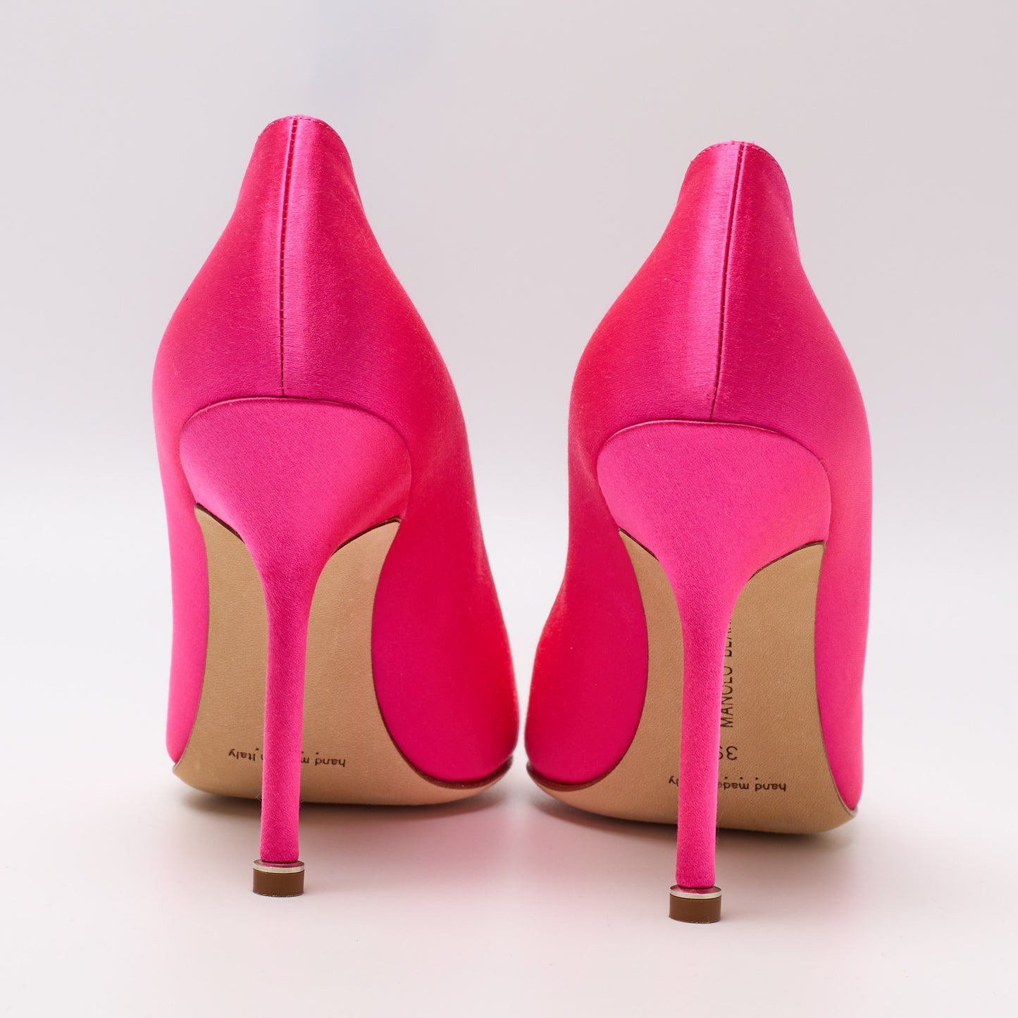 Escarpins MANOLO BLAHNIK Hangisi fuschia 39